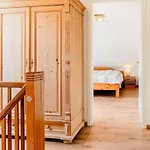 With 1 Bedroom בית נופש